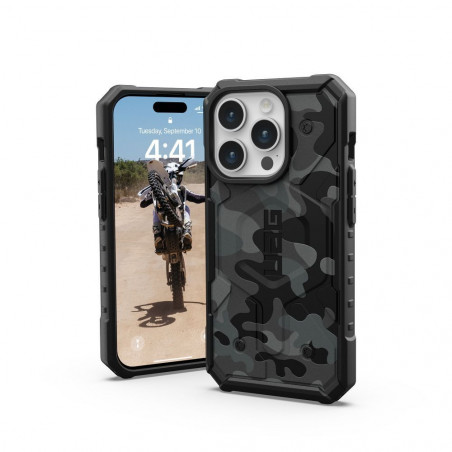 Apple iPhone 15 Pro Case Urban Armor Gear Pathfinder Premium case  MagSAFE  Midnight camo 